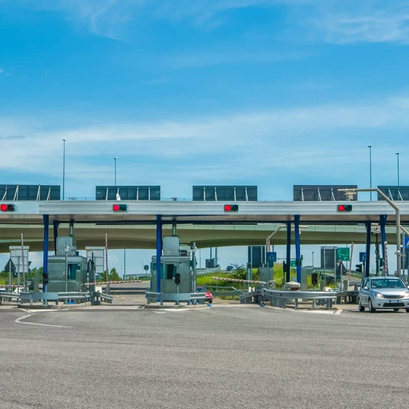 Maut in Italien – Autobahnstation und Bezahlung mit Karte