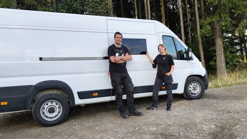 Seitenfenster im Fiat Ducato einbauen: Schritt-für-Schritt-Anleitung 1787476179790 Seitenfenster im Fiat Ducato einbauen