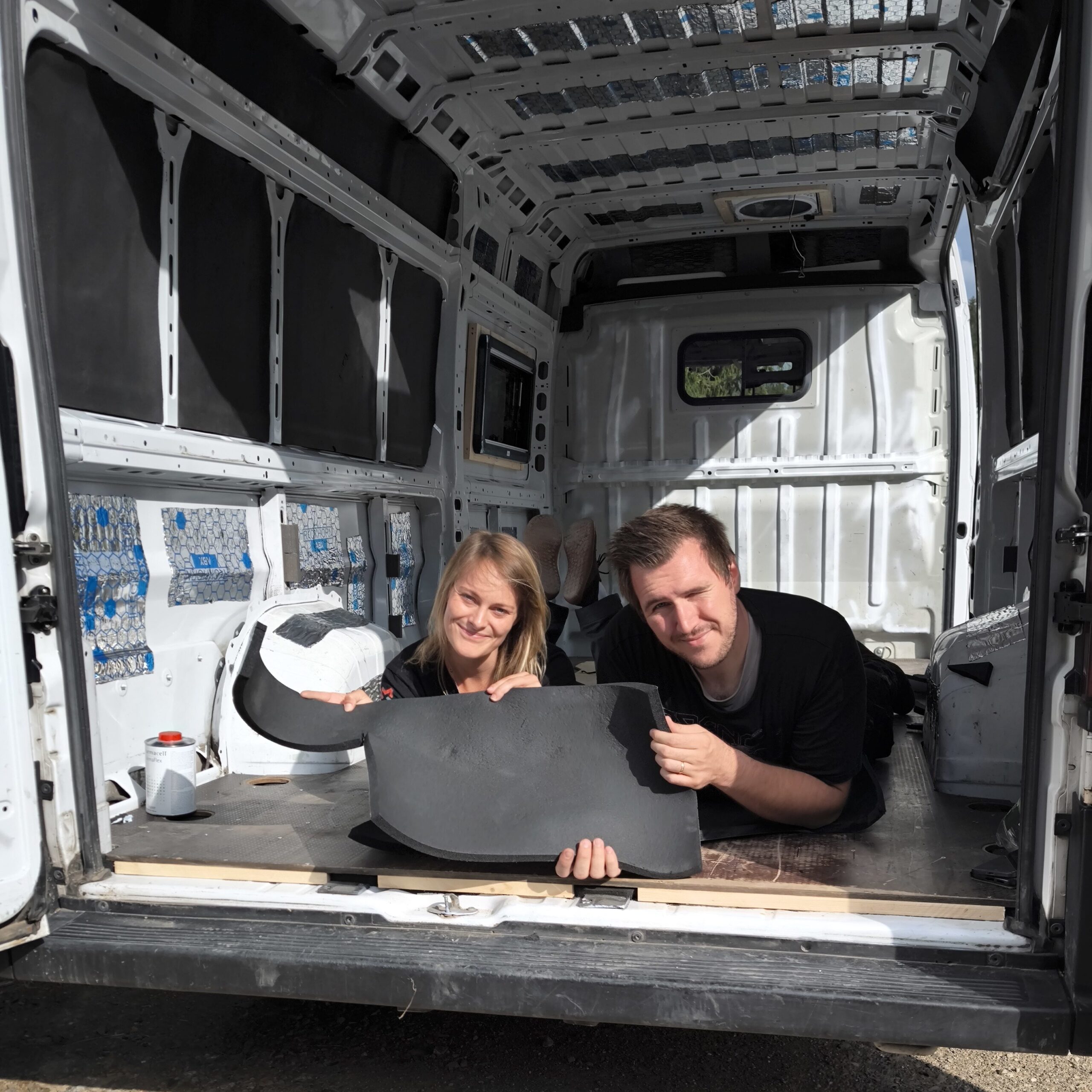 Camper dämmen mit Armaflex und Alubutyl: So haben wir unseren Fiat Ducato isoliert IMG 20260821 171642 edited scaled Alubutyl und Armaflex im Fiat Ducato kombinieren