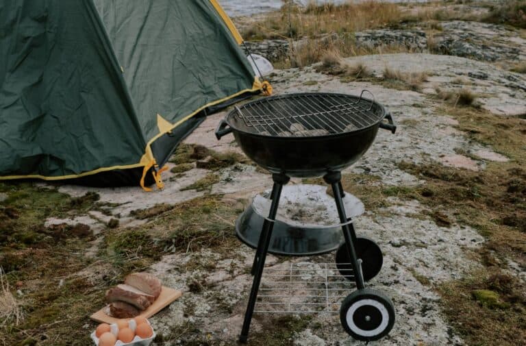 Campinggrill für Zelt und Wohnmobil: Die besten Modelle im Vergleich